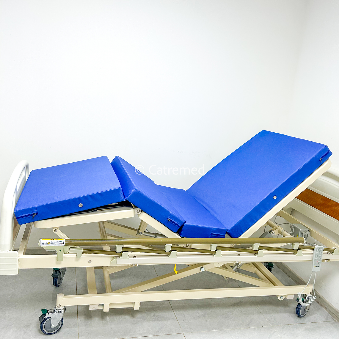 Cama Clínica Eléctrica 4 Posiciones Premium + Colchón 8cm 1