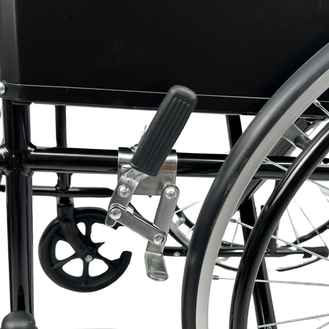 Silla de Ruedas Standard - Hasta 136 kg 5