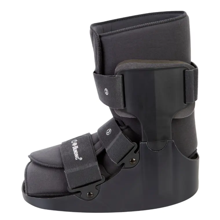 Bota Inmovilizadora Premium Corta de Puntera Abierta 2