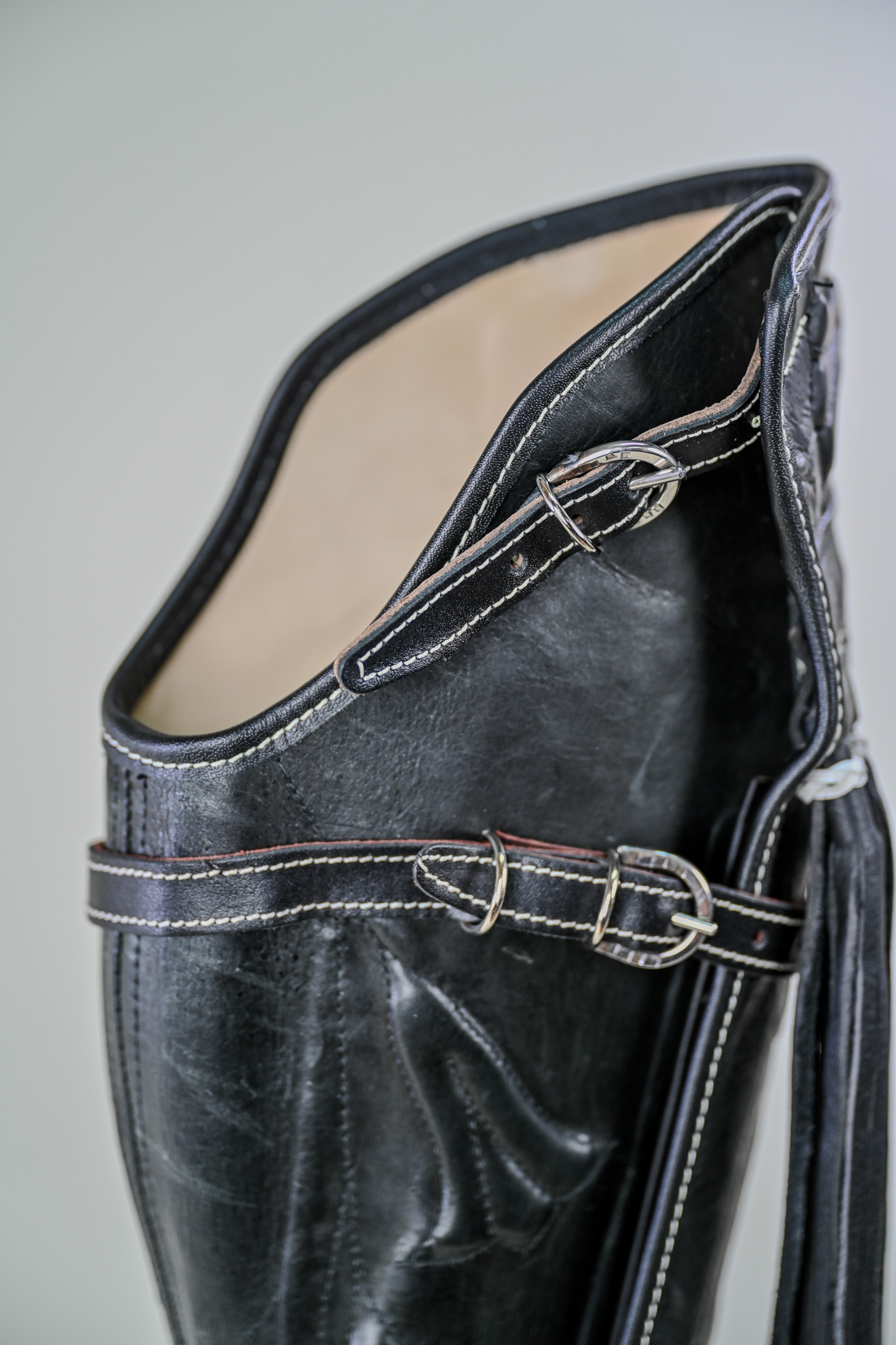 Corralera Copihue Cuero Victoria Con Hebilla Inoxidable Catron imagen 3