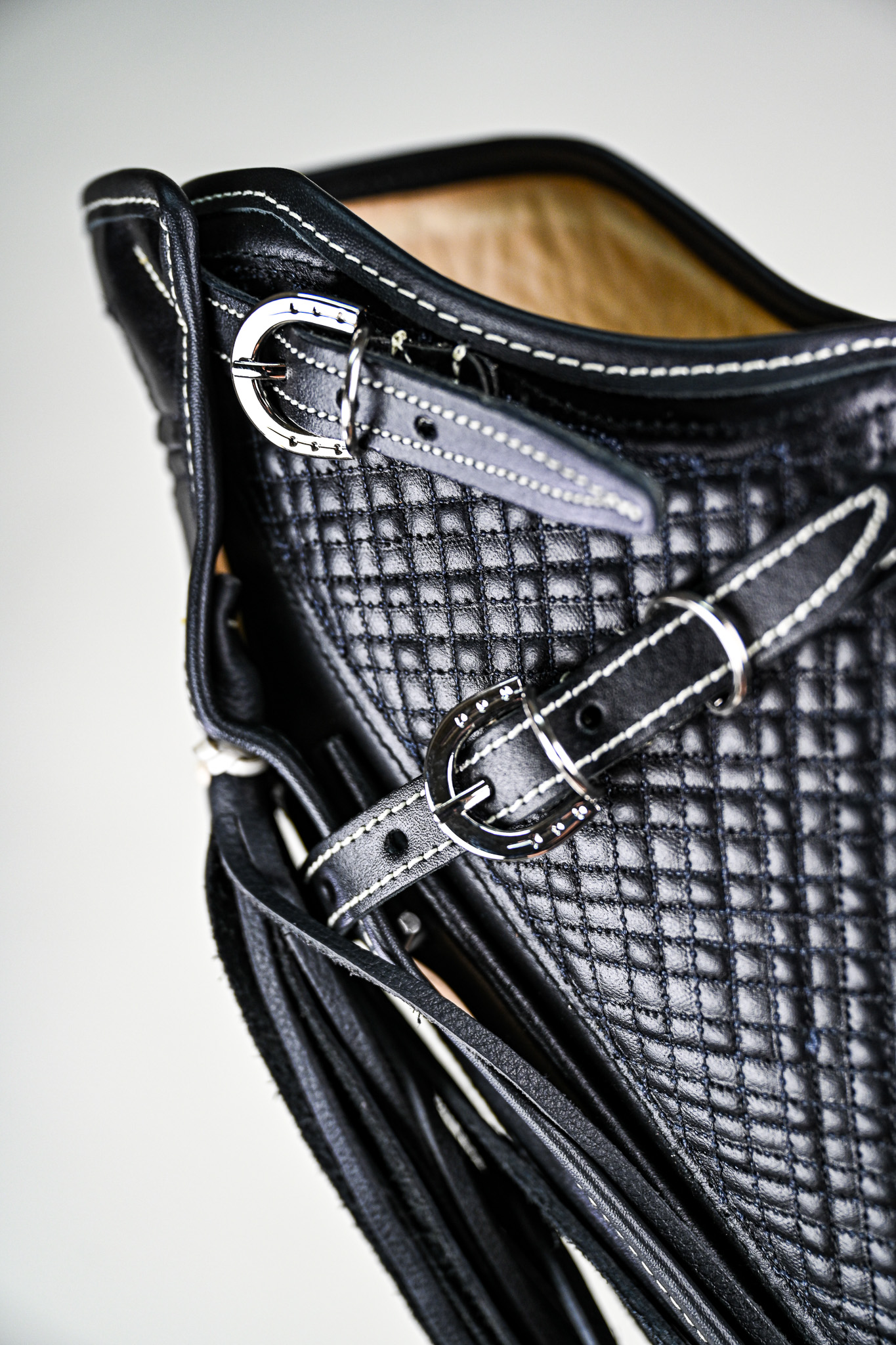 Corralera Cuero Victoria Con Hebilla Inoxidable imagen 4