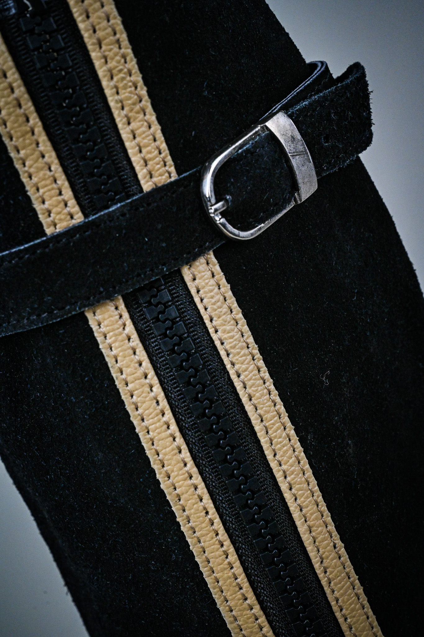 Polaina De Cuero Con Cierre imagen 2