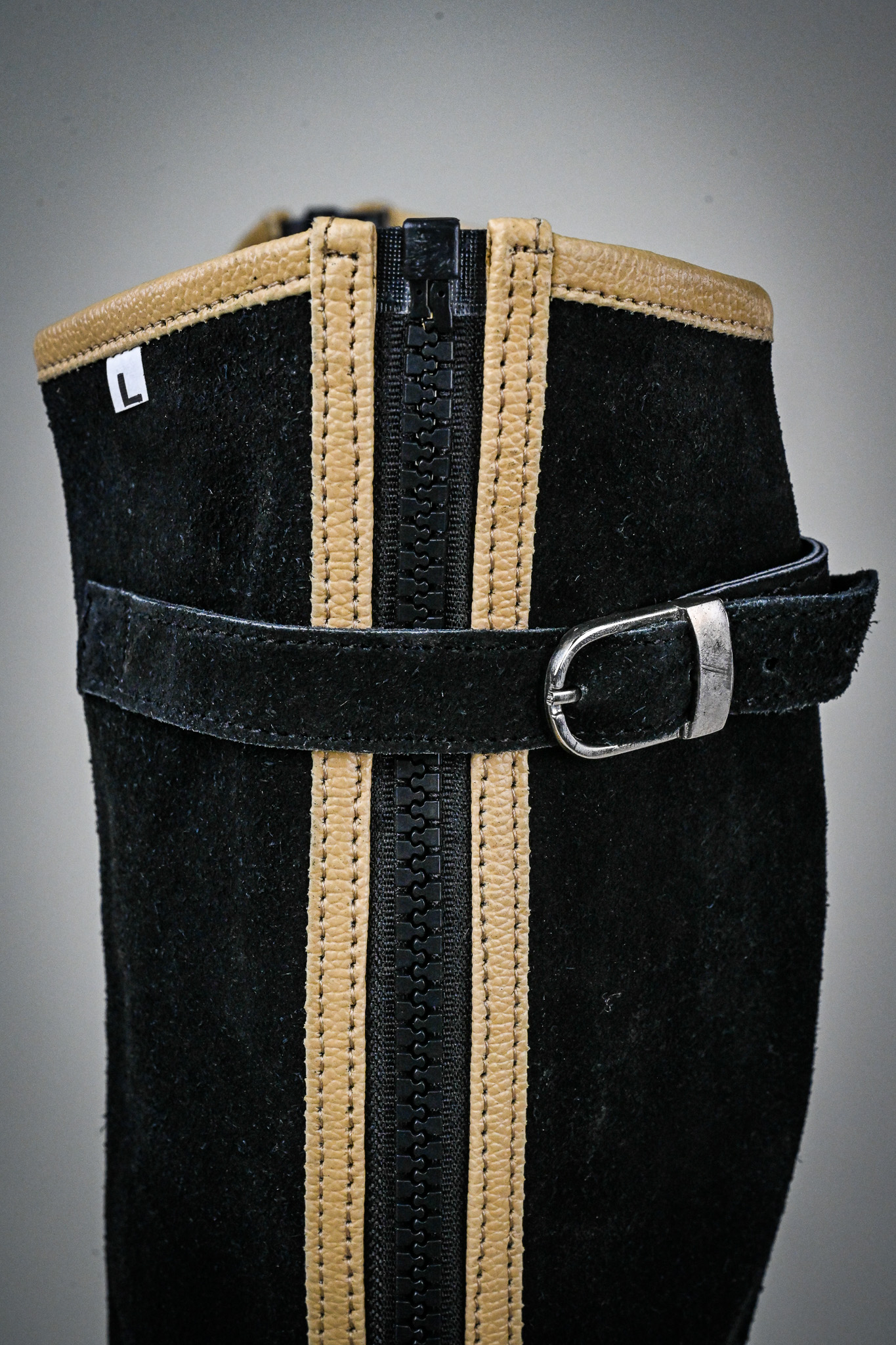 Polaina De Cuero Con Cierre imagen 3