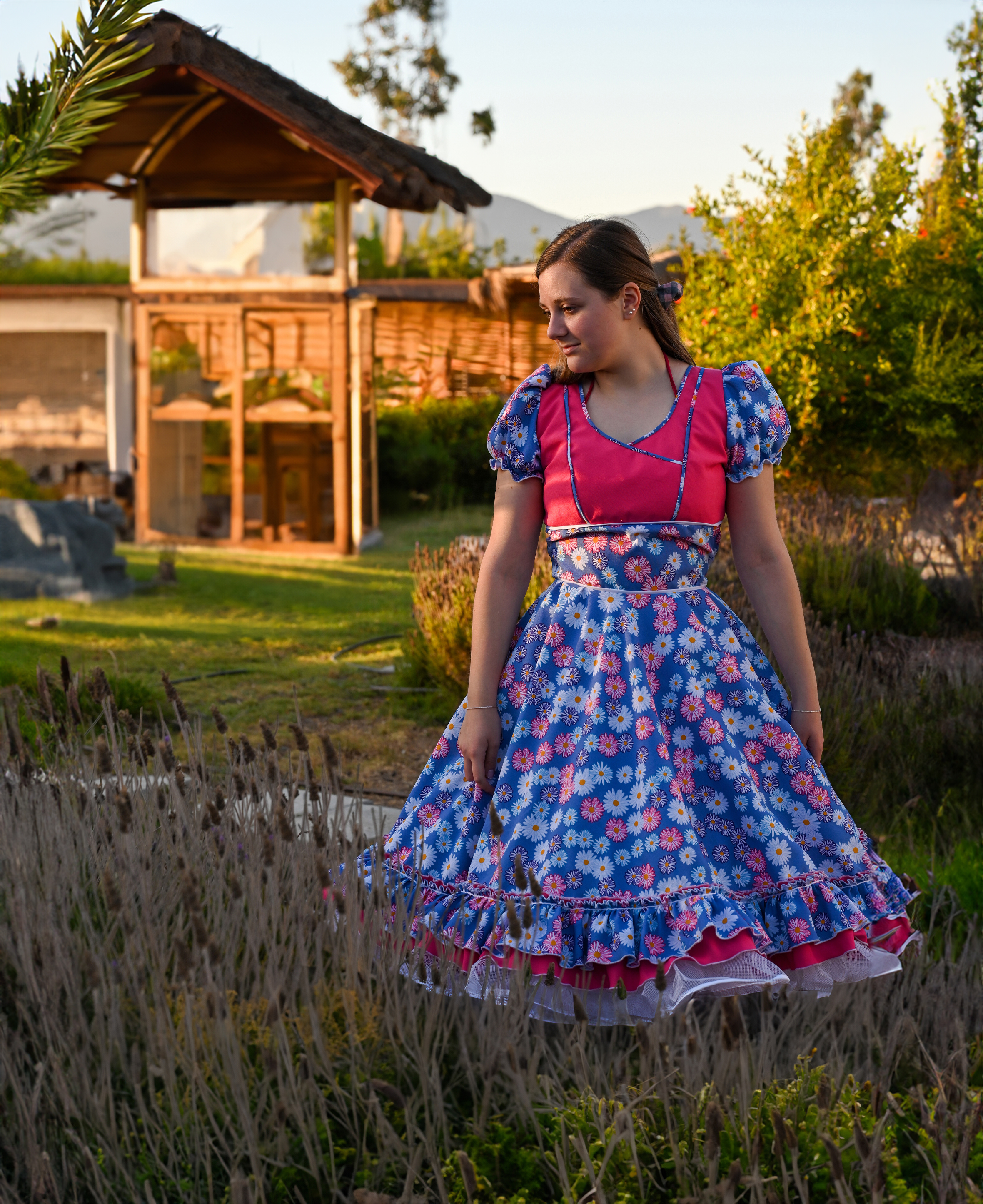 Vestido De Huasa China Flores Variadas imagen 2