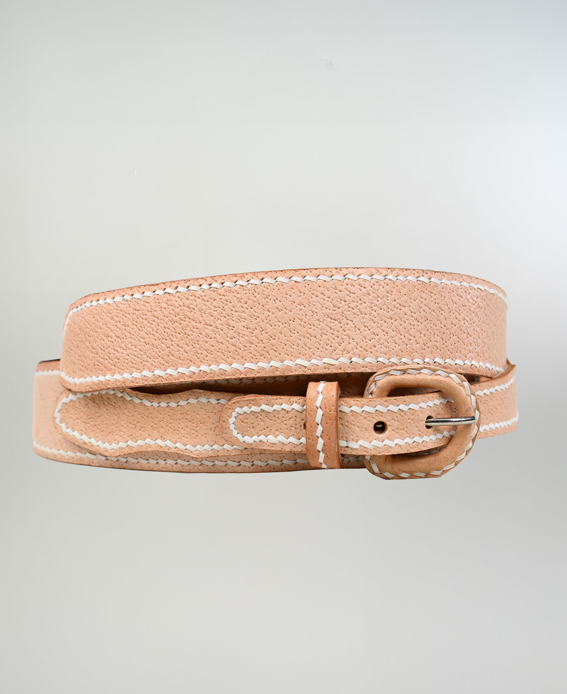 Cinturón Cuero Bayo Café Cosido A Tiento imagen 1