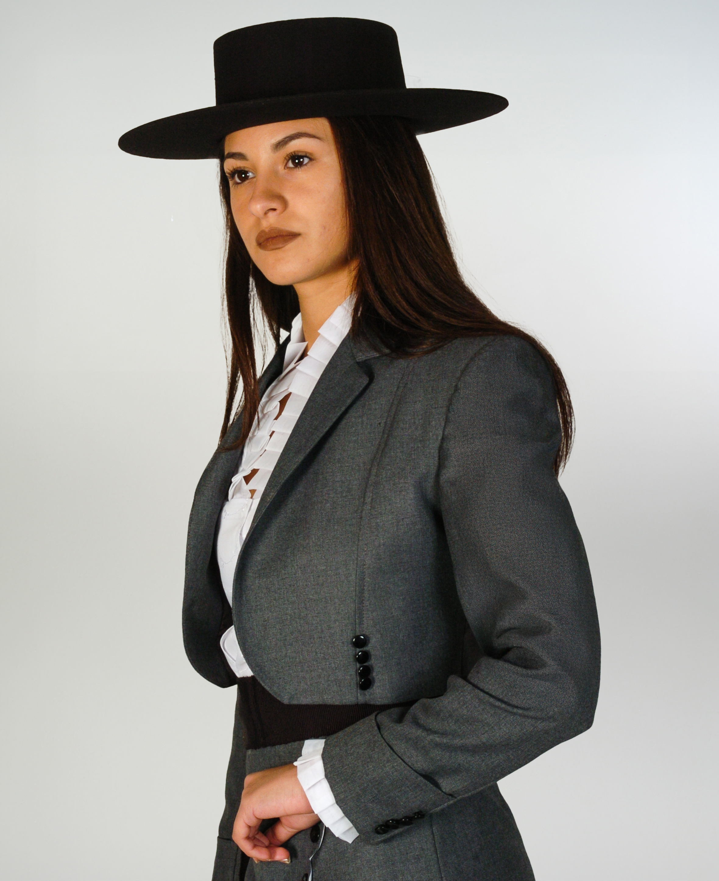 Ropón de Huasa Elegante Gris Catron imagen 4