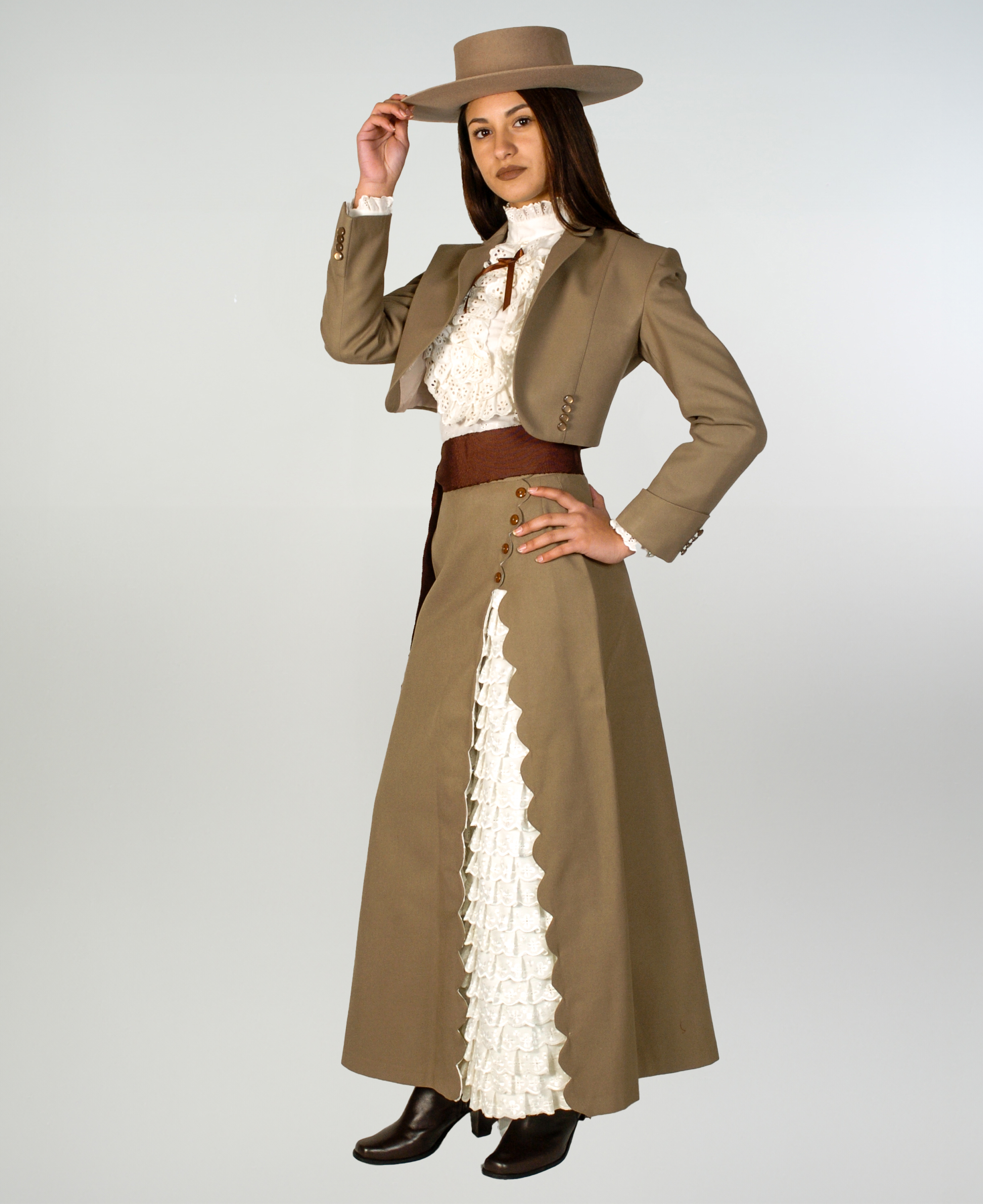 Ropón De Huasa Elegante Visón  imagen 4