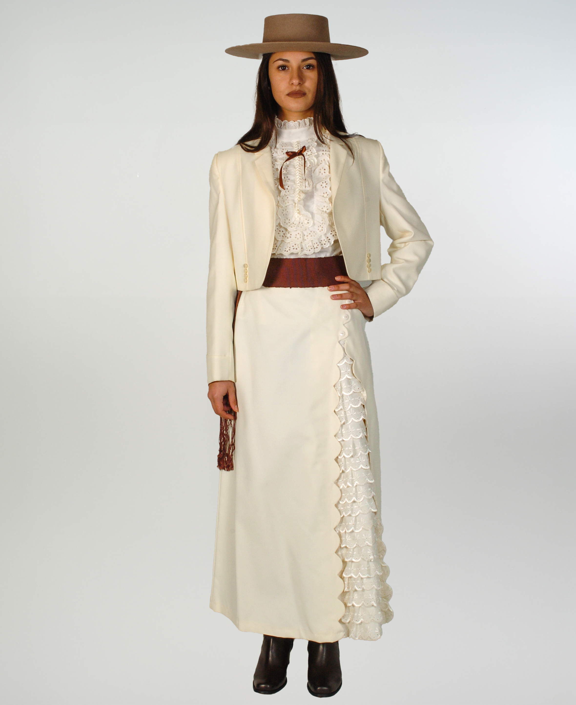 Ropón de Huasa Elegante Marfil Catron imagen 1