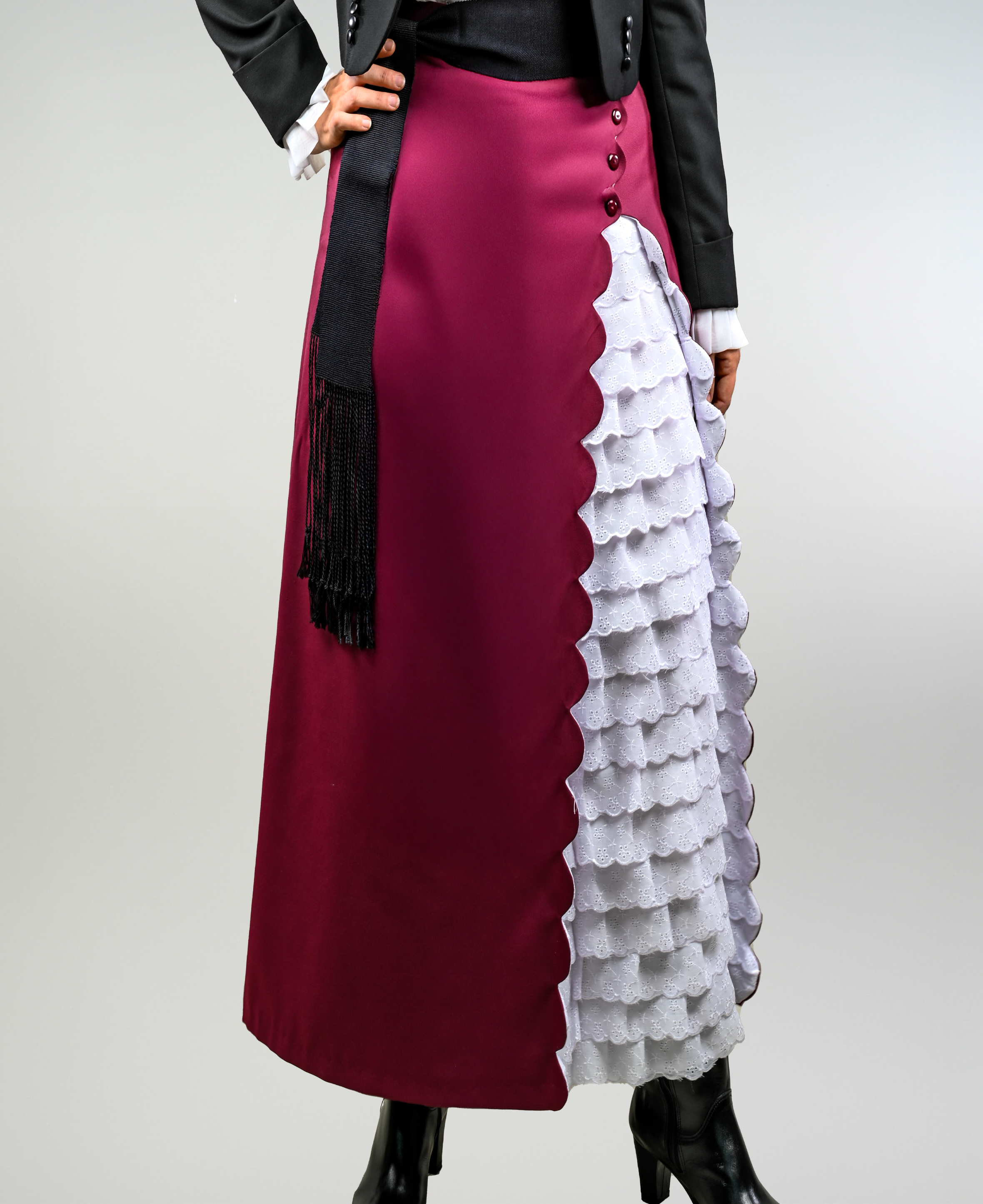 Falda de Huasa Elegante Burdeo Broderie Blanco Catron imagen 1
