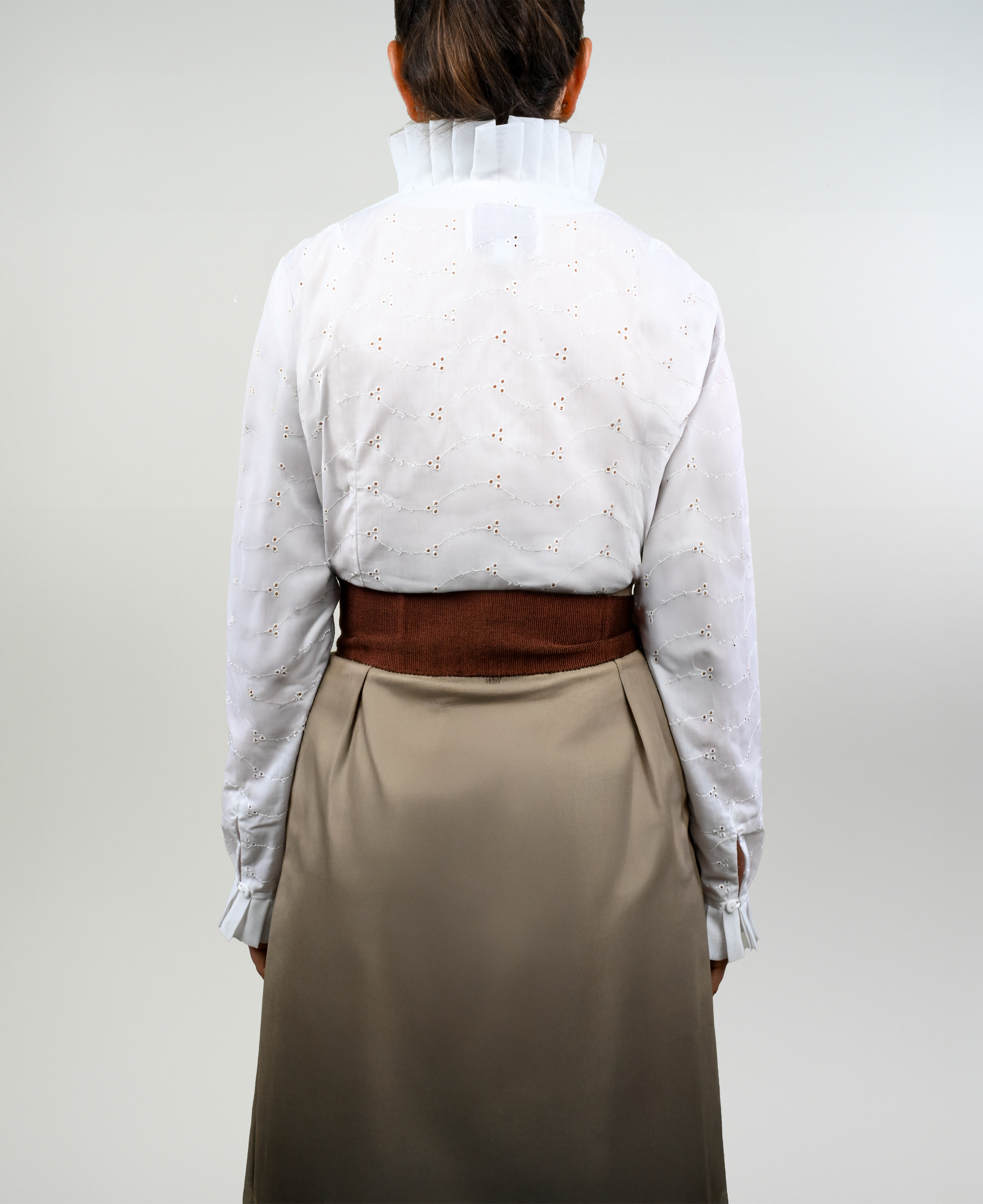 Blusa De Huasa Elegante Plisada Blanca Catron imagen 4