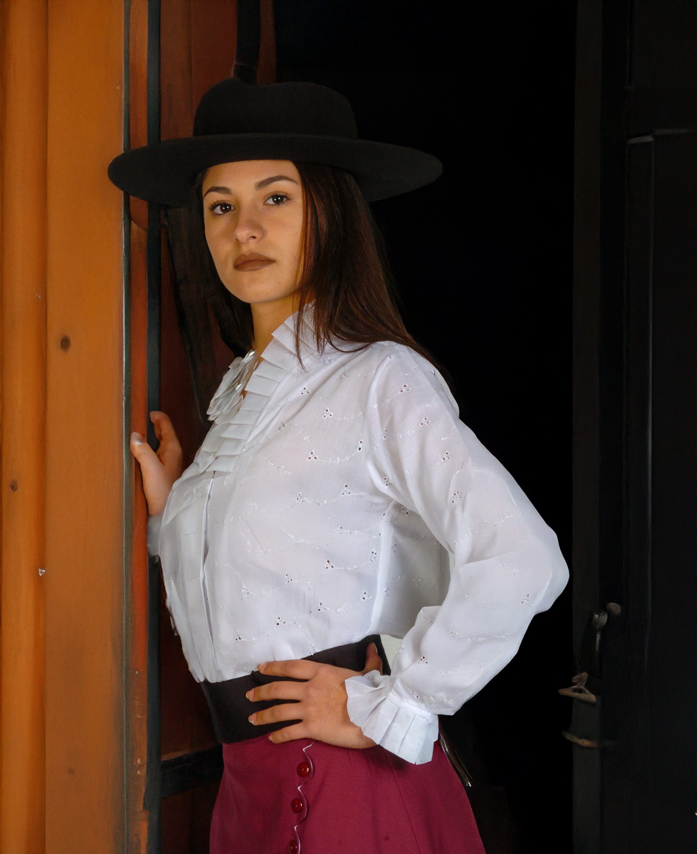 Blusa De Huasa Elegante Plisada Blanca Catron imagen 2