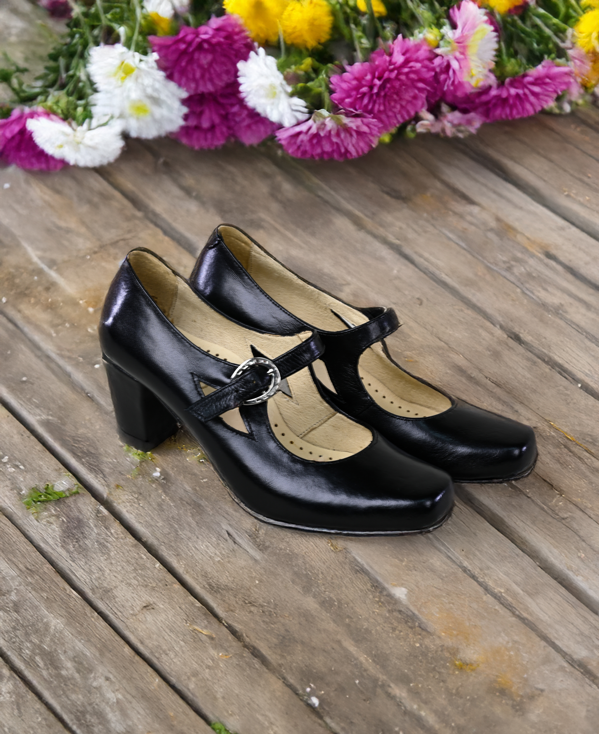 Zapato Con Hebilla De Herradura imagen 2