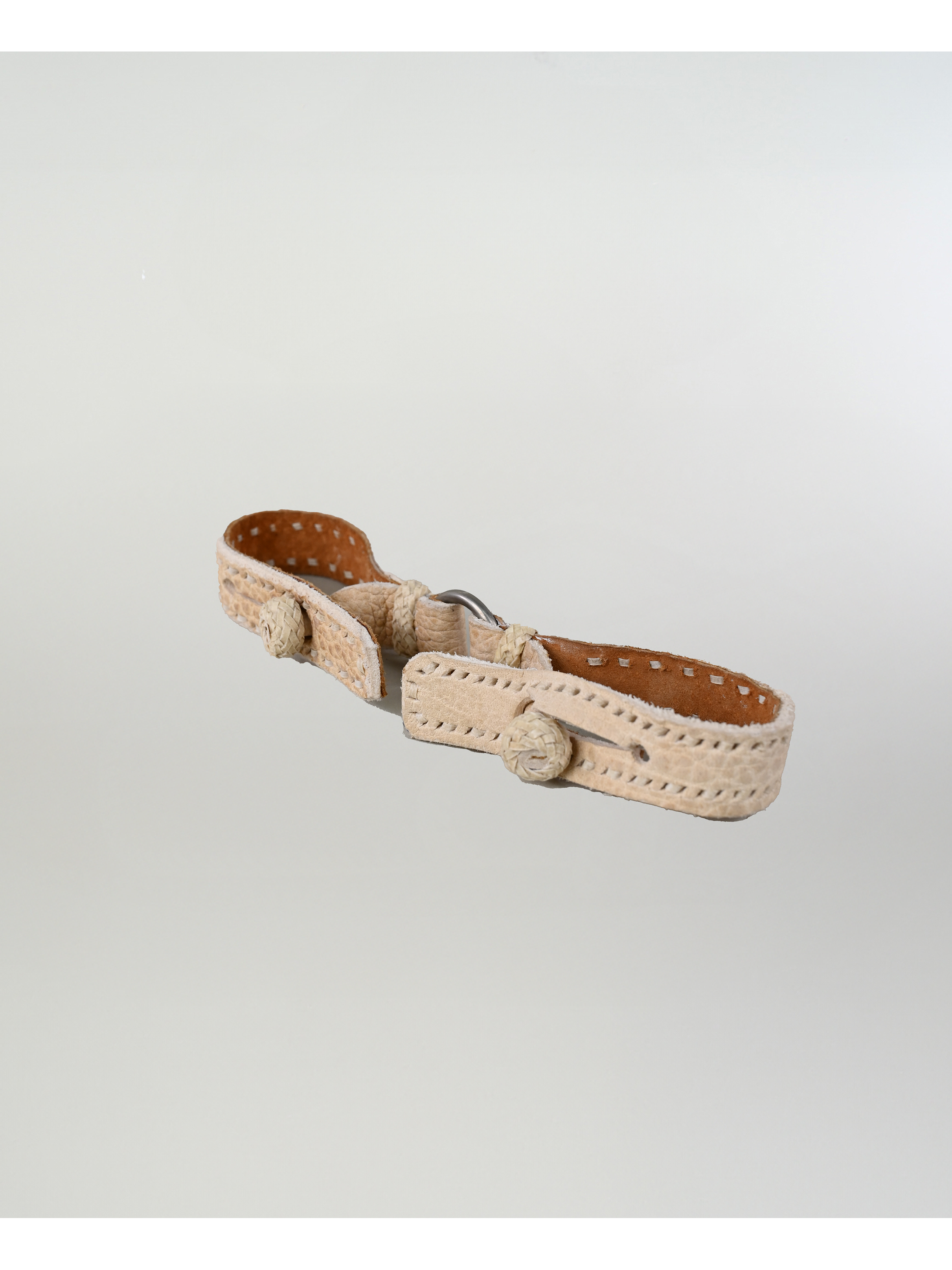 Adorno Manea Cuero Crudo  2