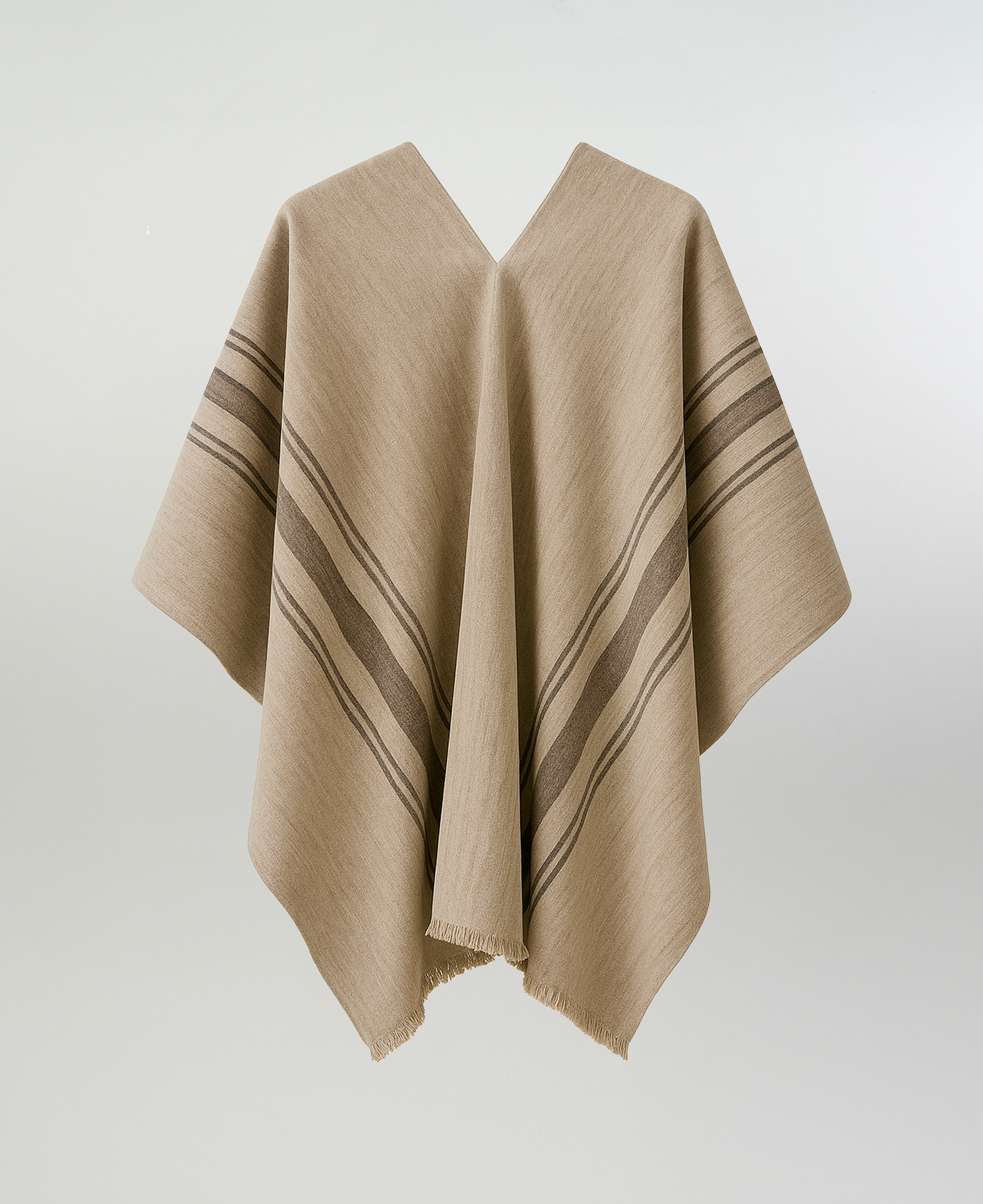 Poncho Corto Lana Oveja  imagen 1