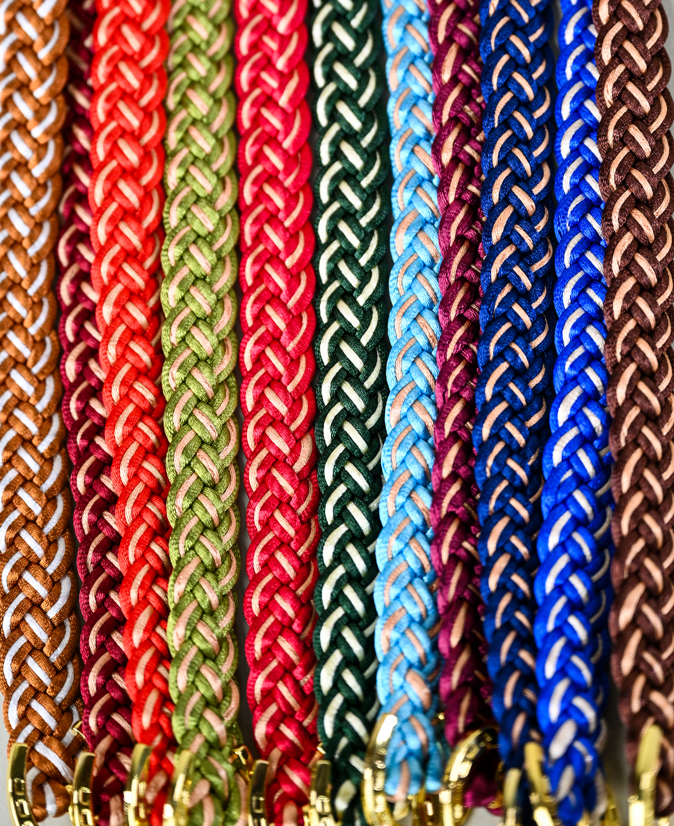 Ribete Para Sombrero Hebilla Dorada Catron imagen 1