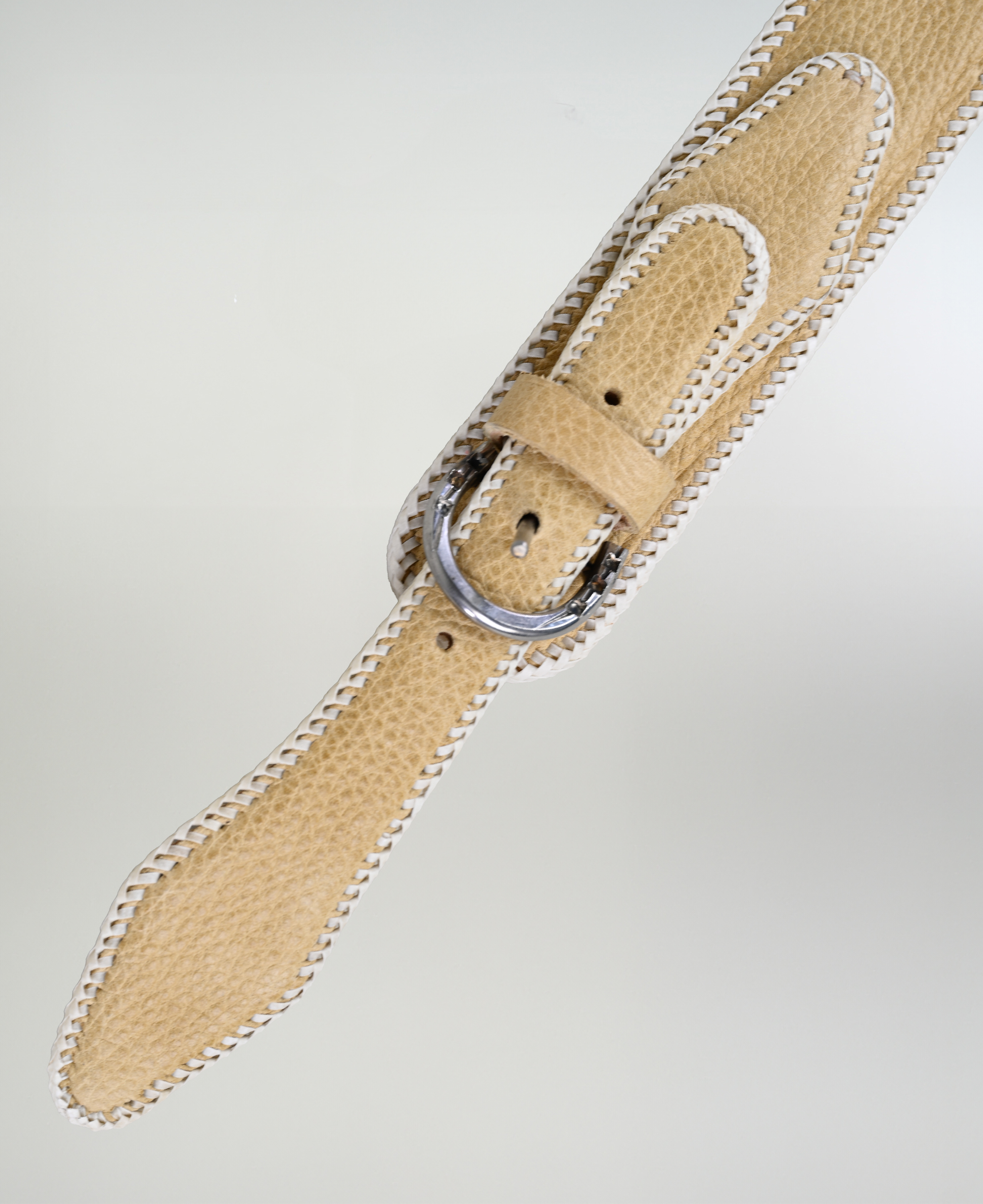 Cinturón Cuero Crudo Calado imagen 2