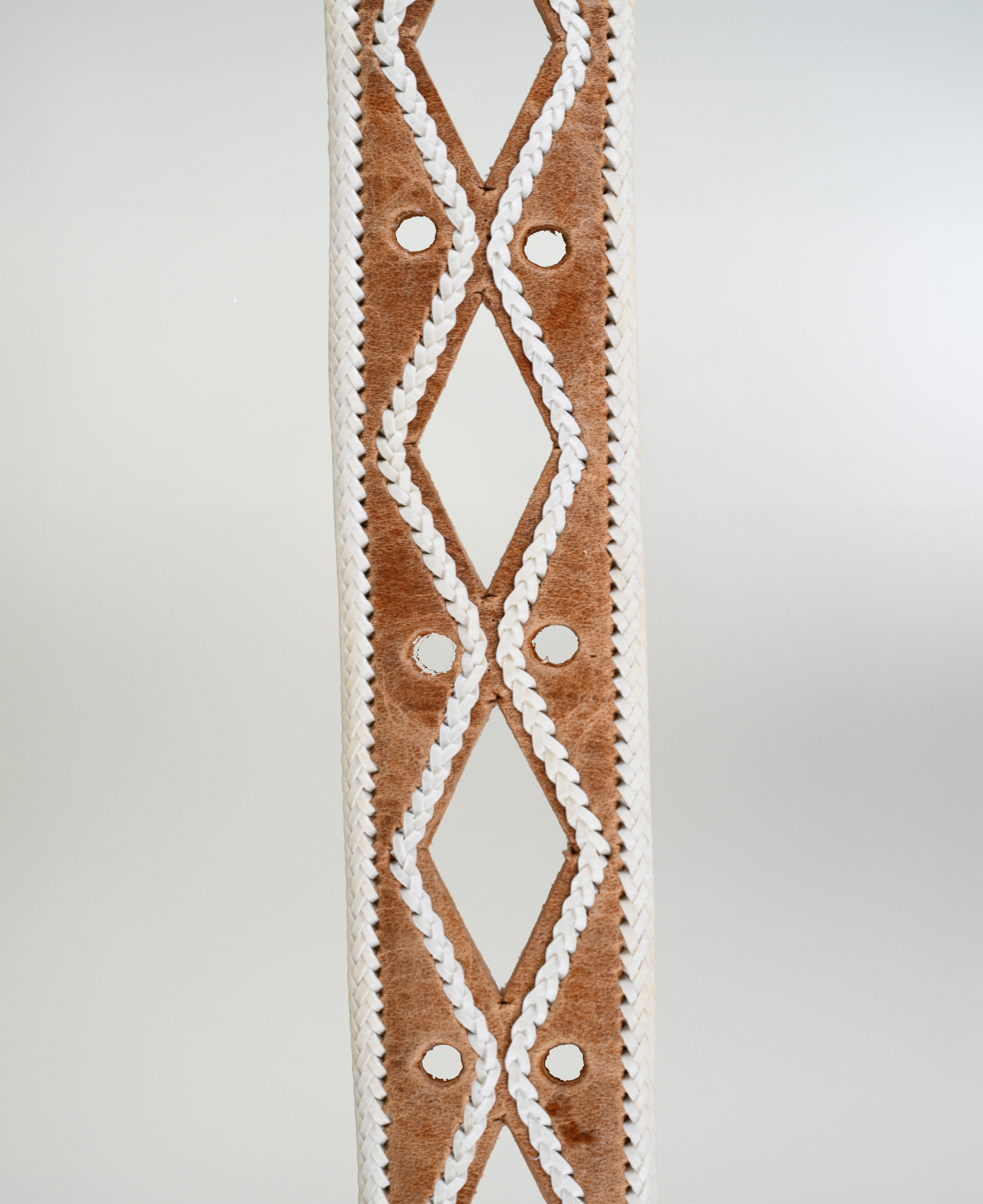 Cinturón Cuero Caballo Calado Hebilla Chapeada Catron imagen 3