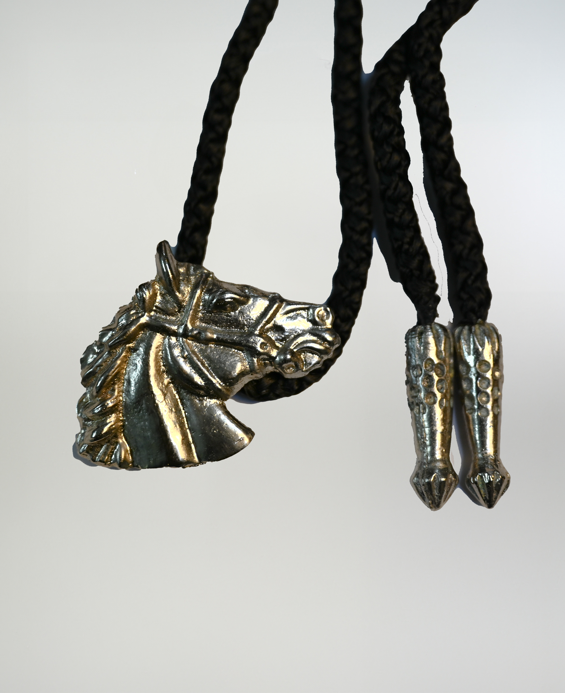 Corbatín De Huaso Metálico imagen 2