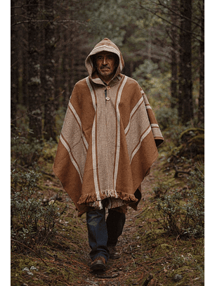 Poncho de Lana con Capucha Hecho a Mano Catron