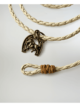 Adorno De Lazo Con Colgante 