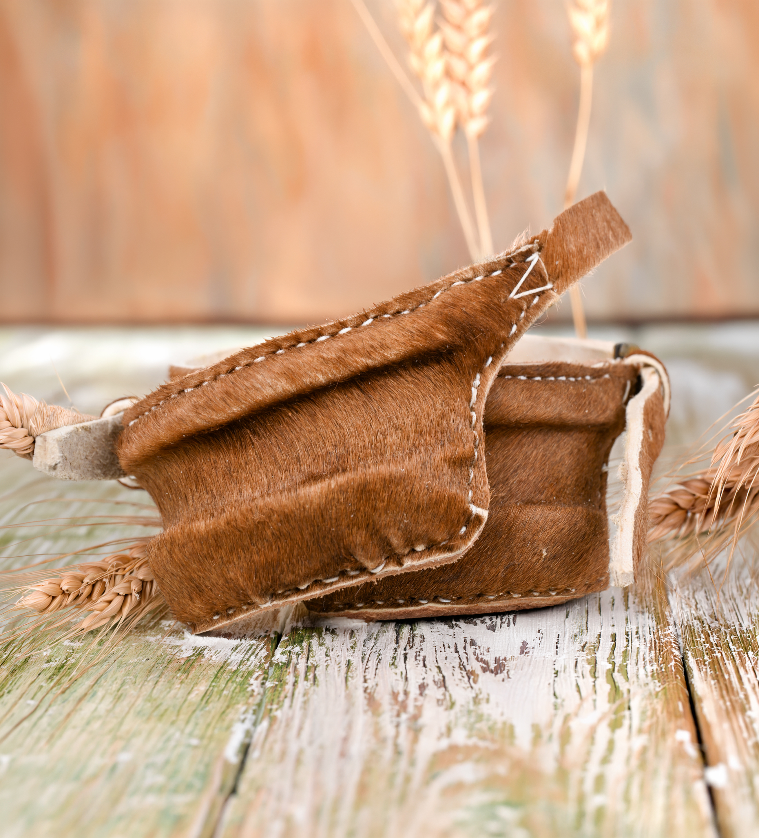 Taloneras Peludas con Hebilla Inoxidable Catron imagen 2