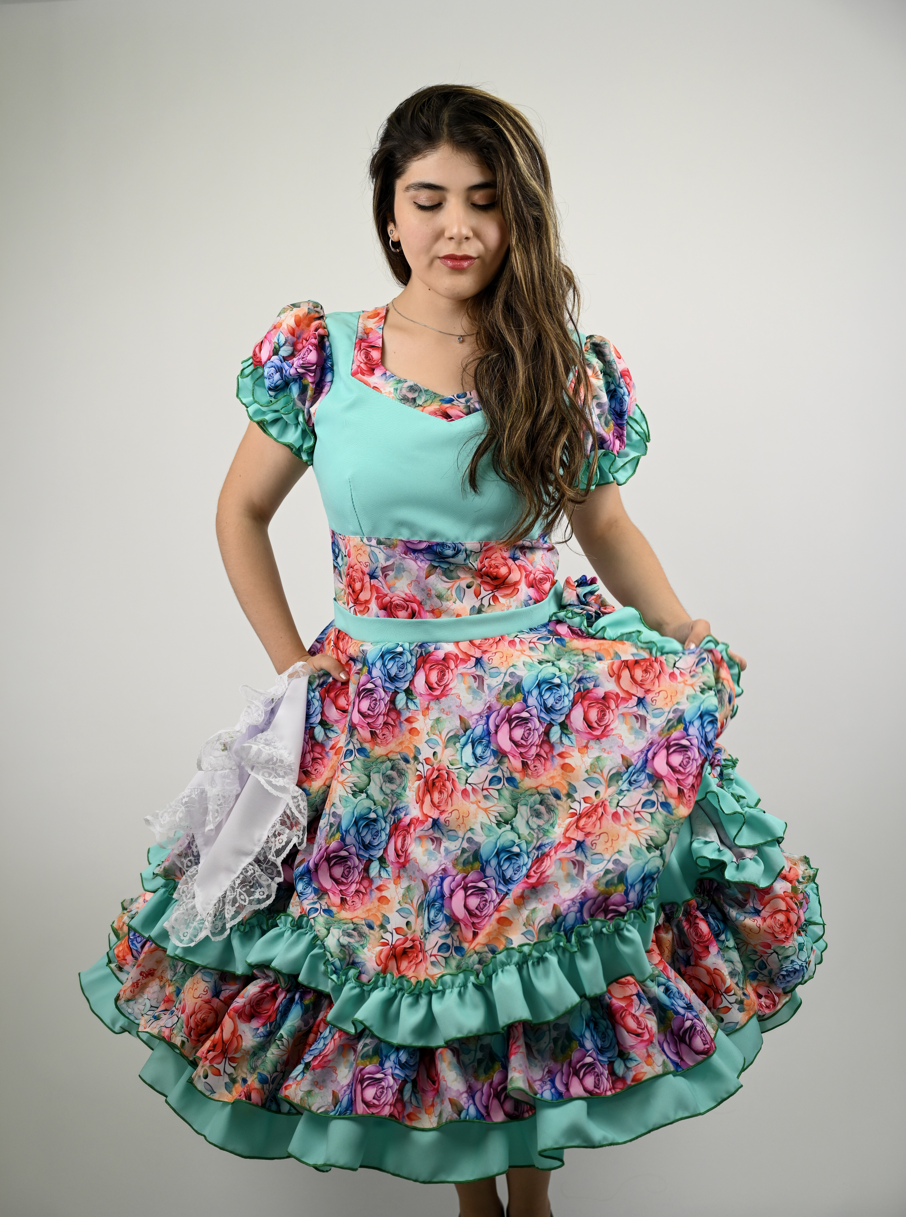 Vestido de China Turquesa con Flores Catron – Canto del Estero imagen 5