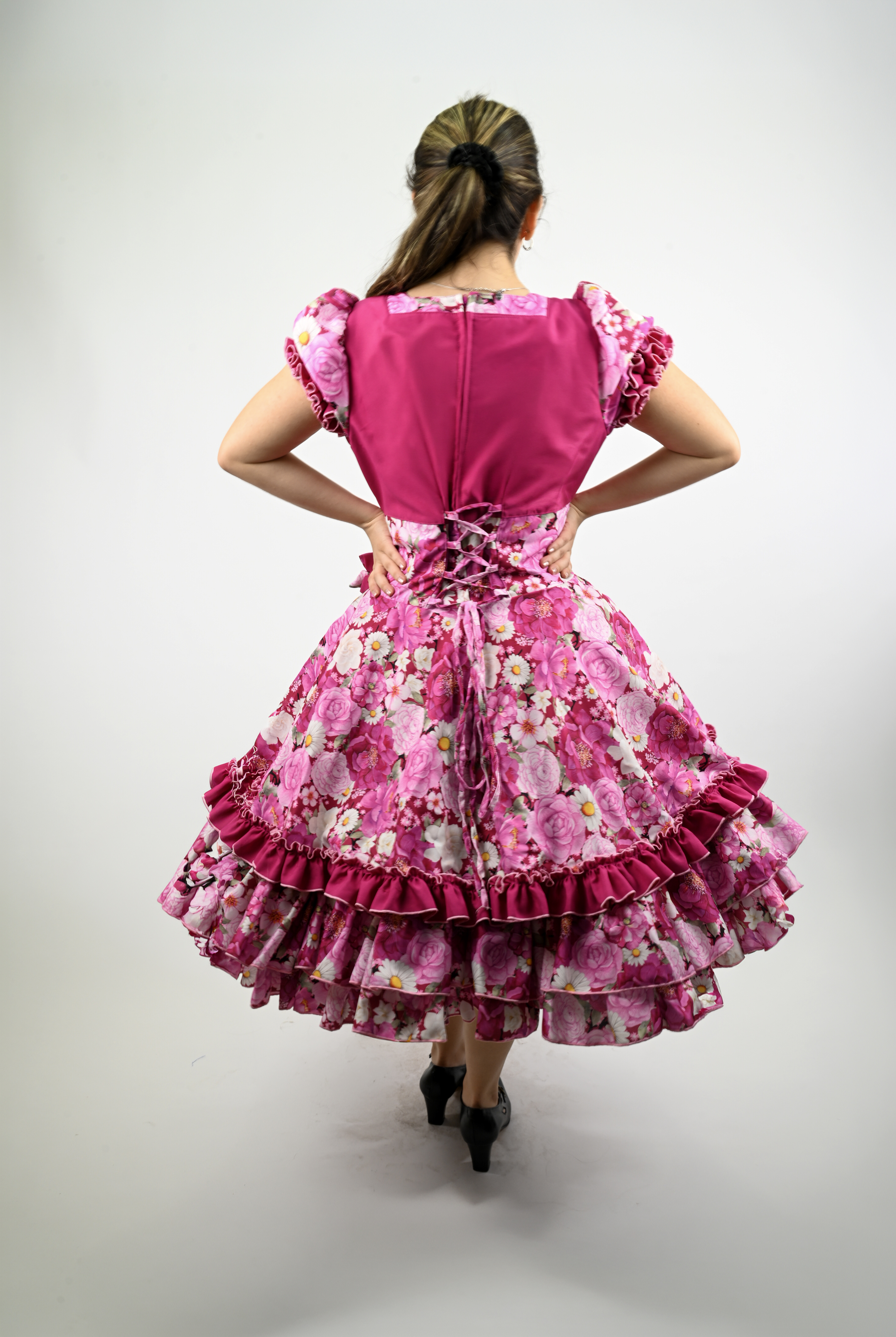 Vestido de China Fucsia Floral Catron – Reina de las Camelias imagen 4