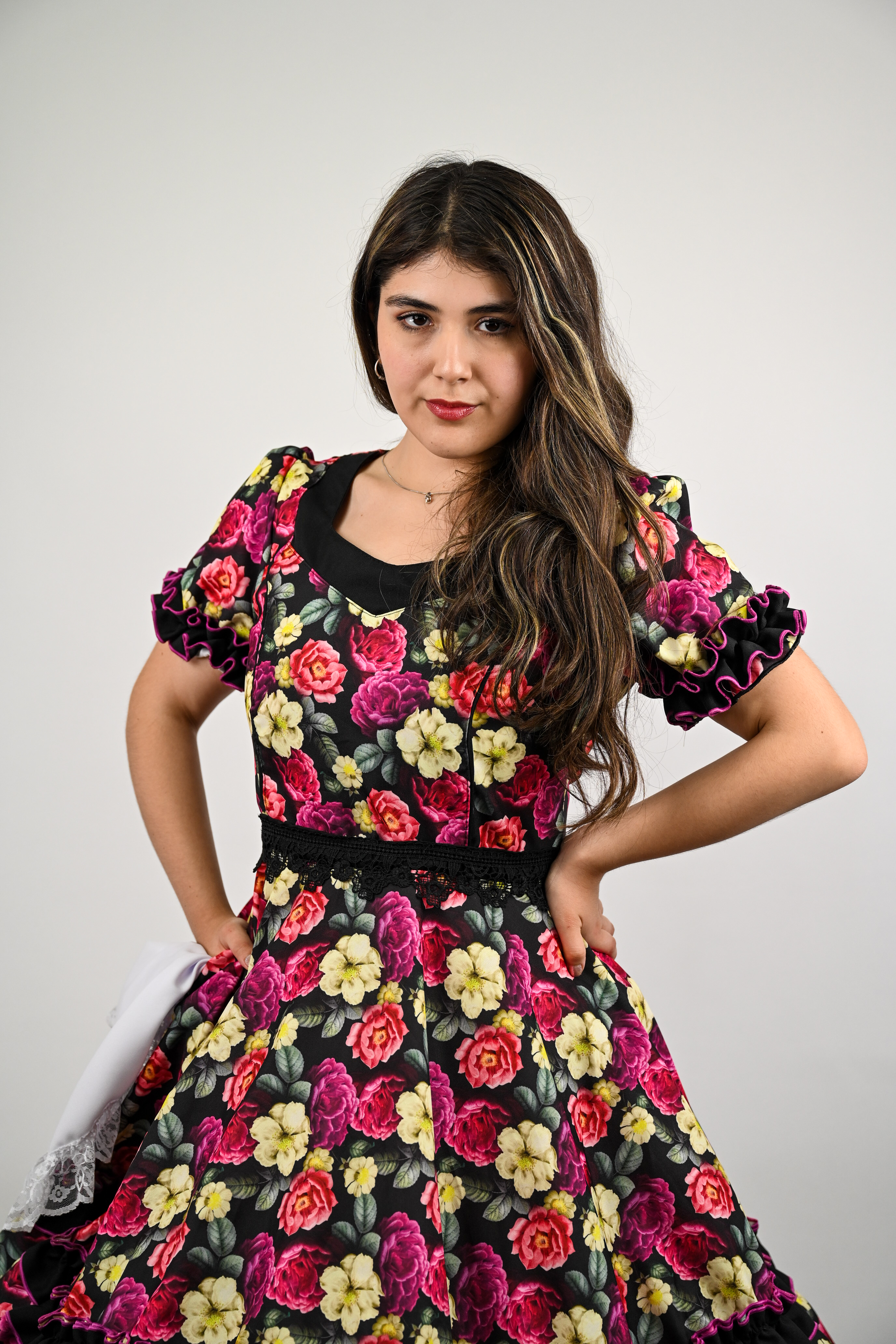 Vestido de China Negro Floral Catron – Resplandor de Peonías imagen 6