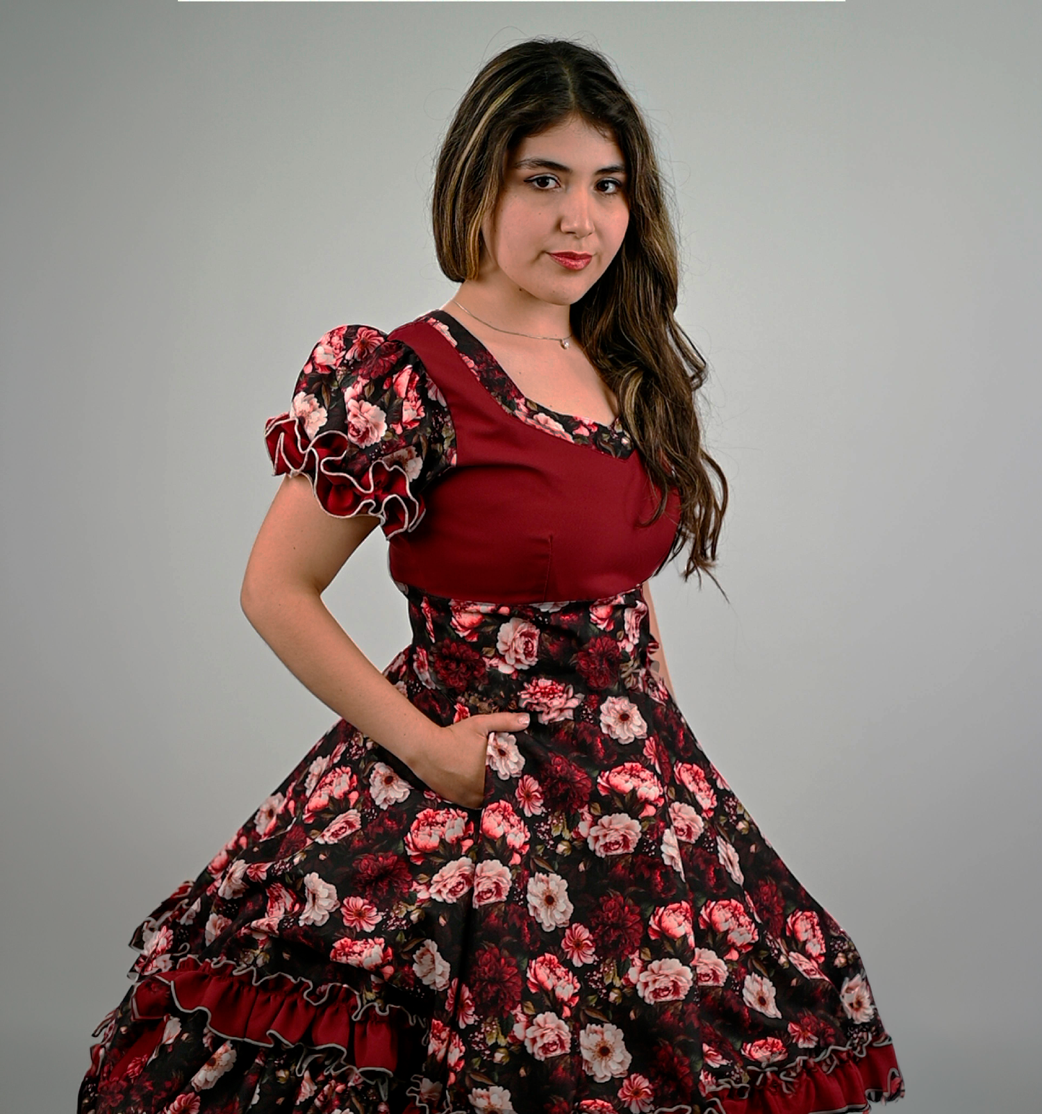 Vestido de China Rojo Italiano Floral Catron – Lumbre del Camino imagen 4