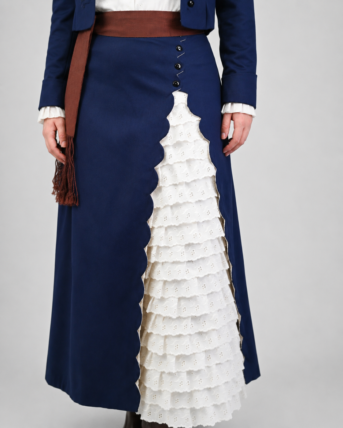 Ropón de Huasa Elegante Azul Blanco Catron imagen 6