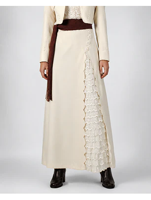 Falda de Huasa Elegante Marfil Broderie Catron