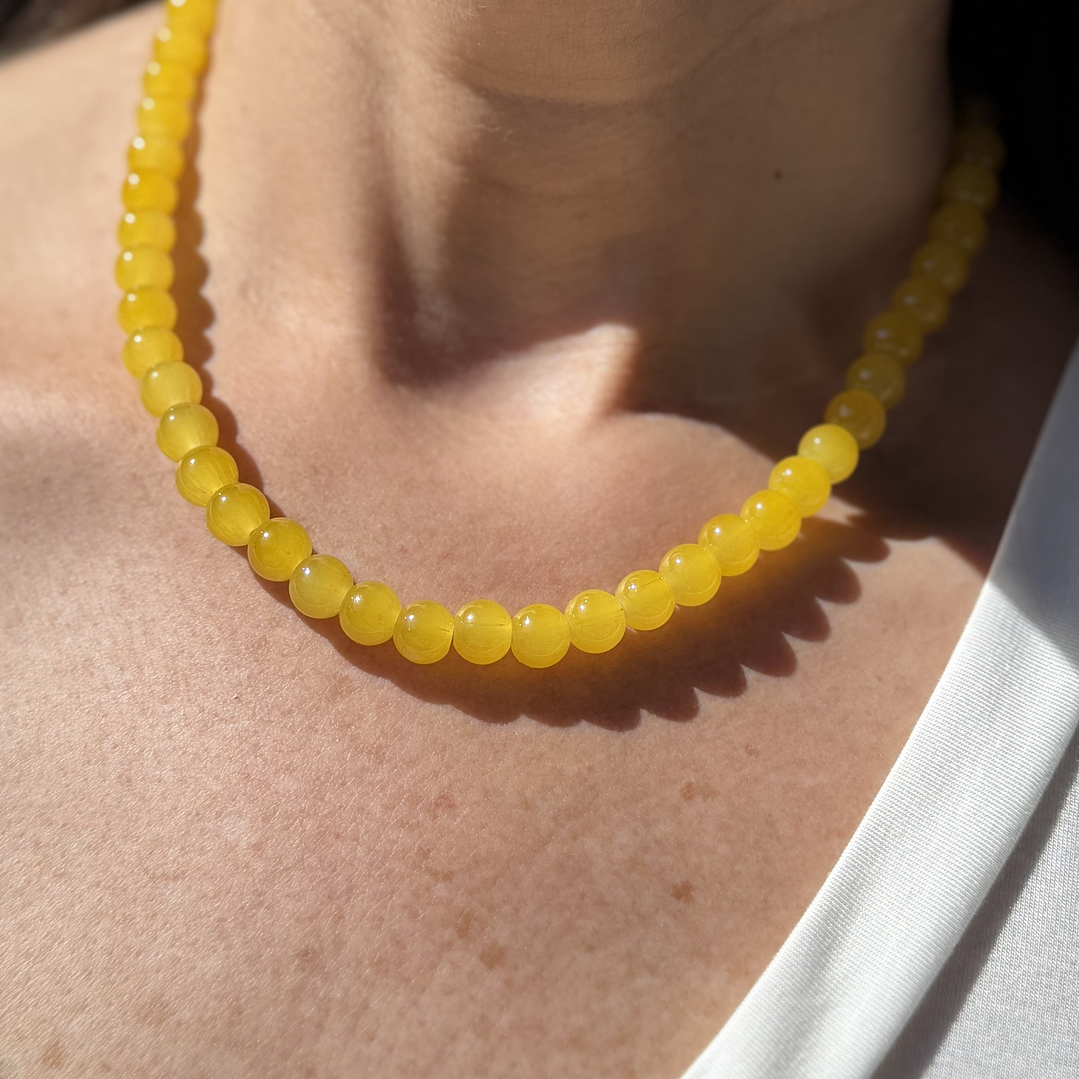 Collar Amuleto Amarillo  1