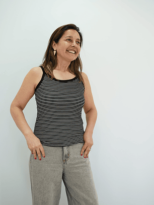 Polera Pascuala Negra