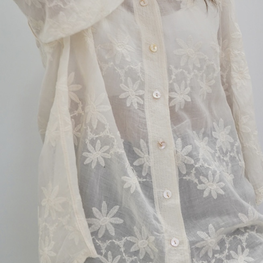 Blusa Flor Mantequilla  2