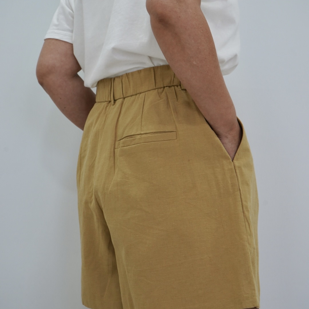 Short Amalia Mostaza 2