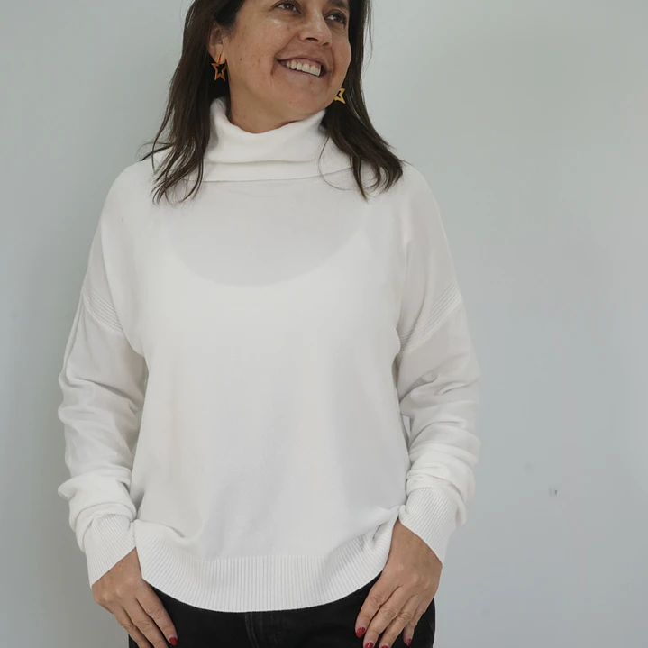 Sweater Amelia Blanco 3