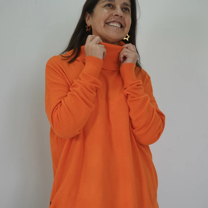 Sweater Amelia Naranjo 1