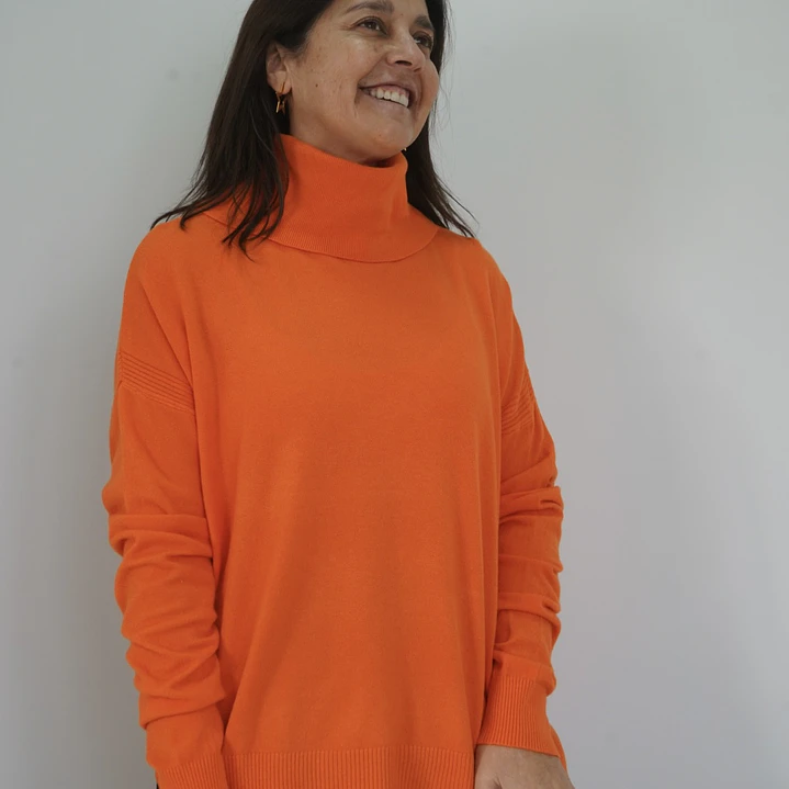 Sweater Amelia Naranjo 3