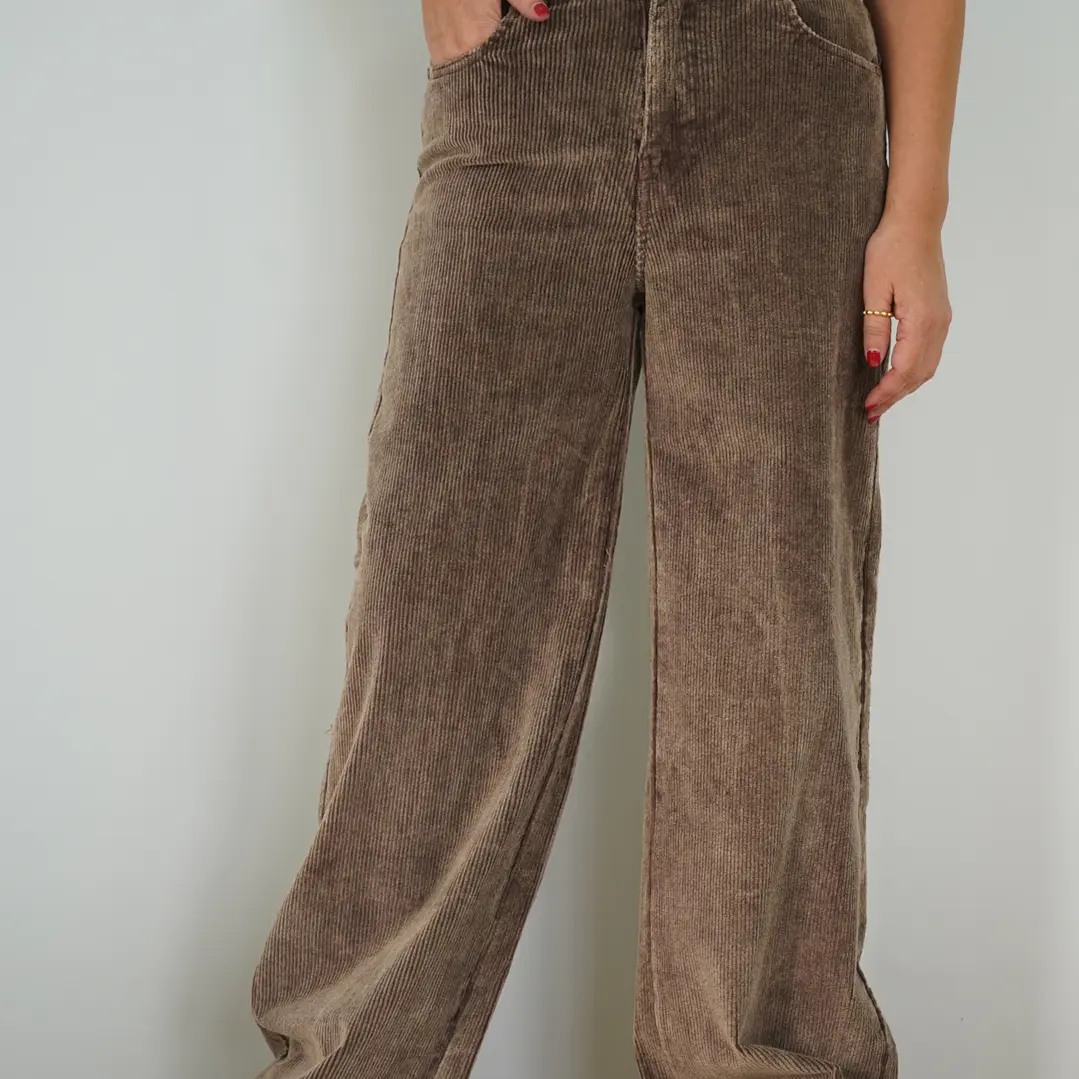 Pantalón Camila Chocolate 2