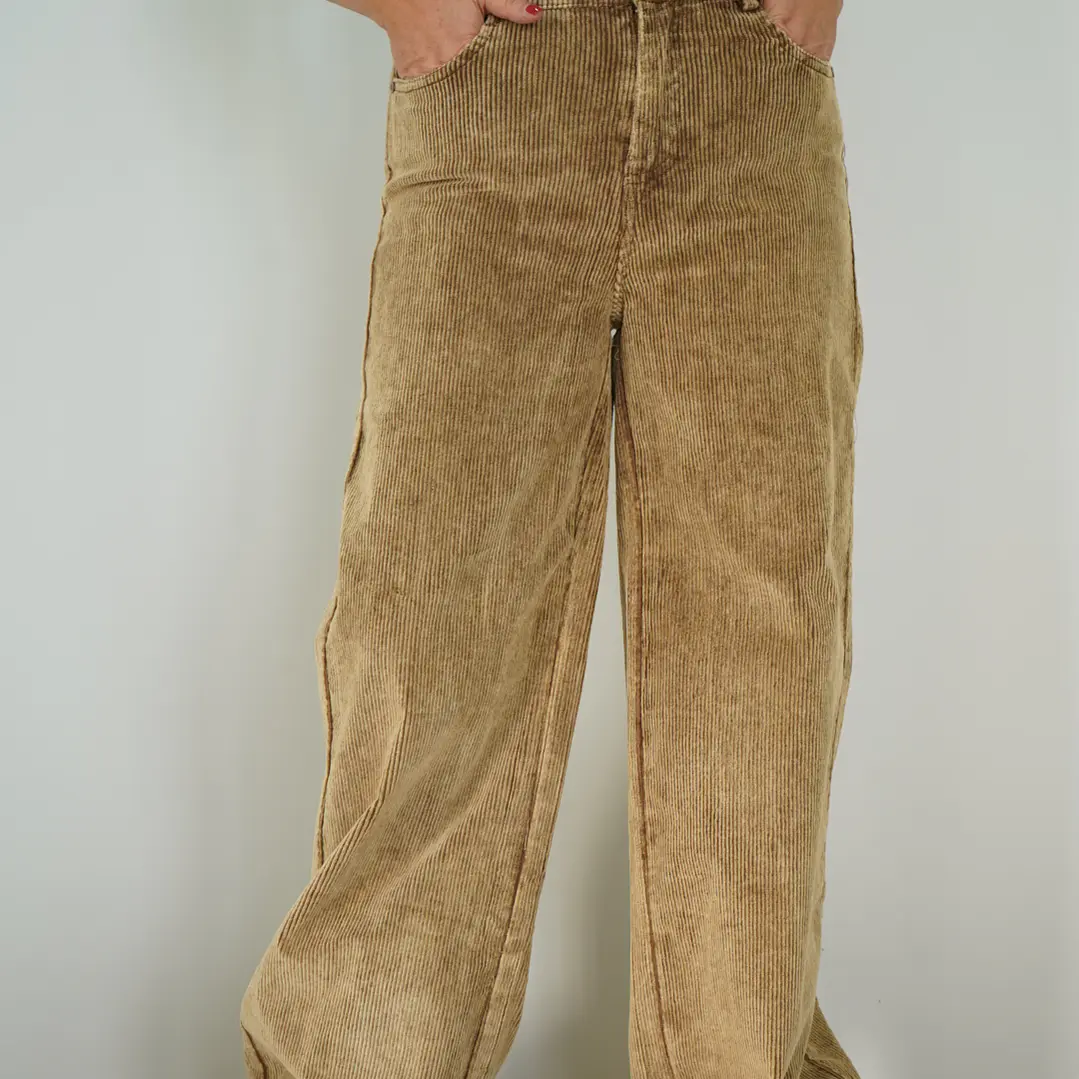 Pantalón Camila Camel 1