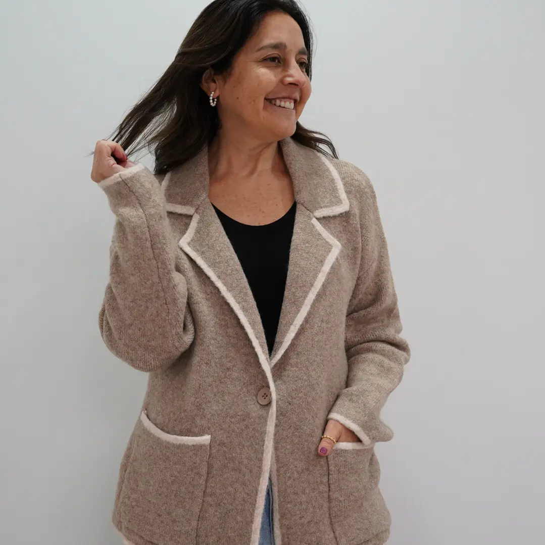 Chaqueta Lula Camel 3
