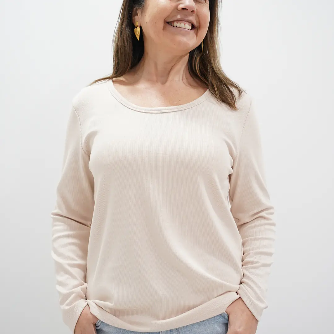 Polera Lola Cruda 1