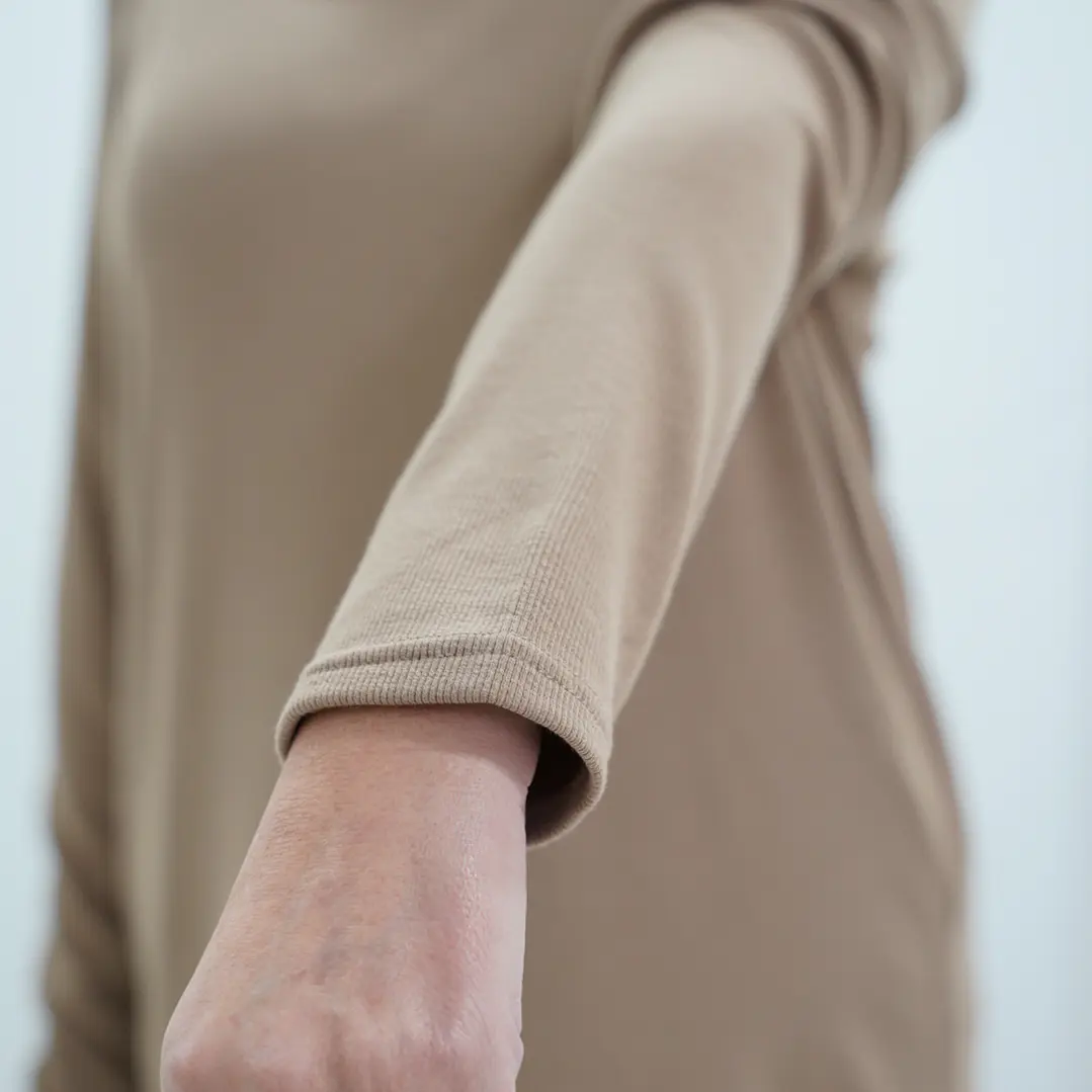 Polera Lola Camel 2
