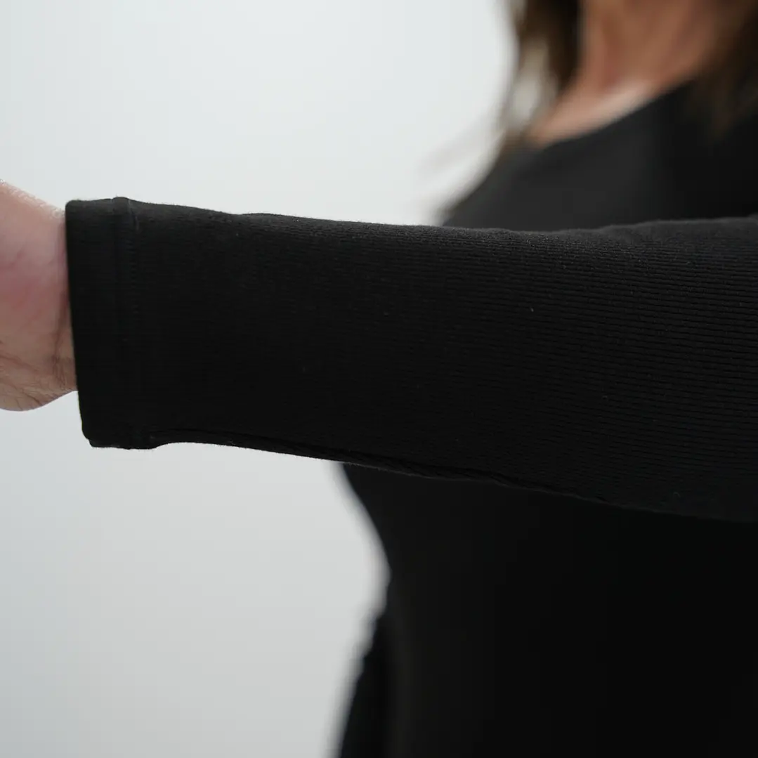 Polera Mili Negra 3
