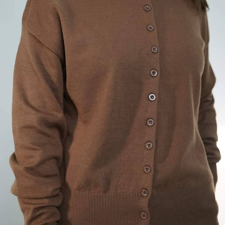 Chaleco Amalia Chocolate  2