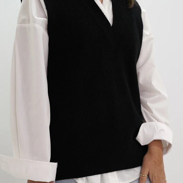 Sweater Clara Negro 2
