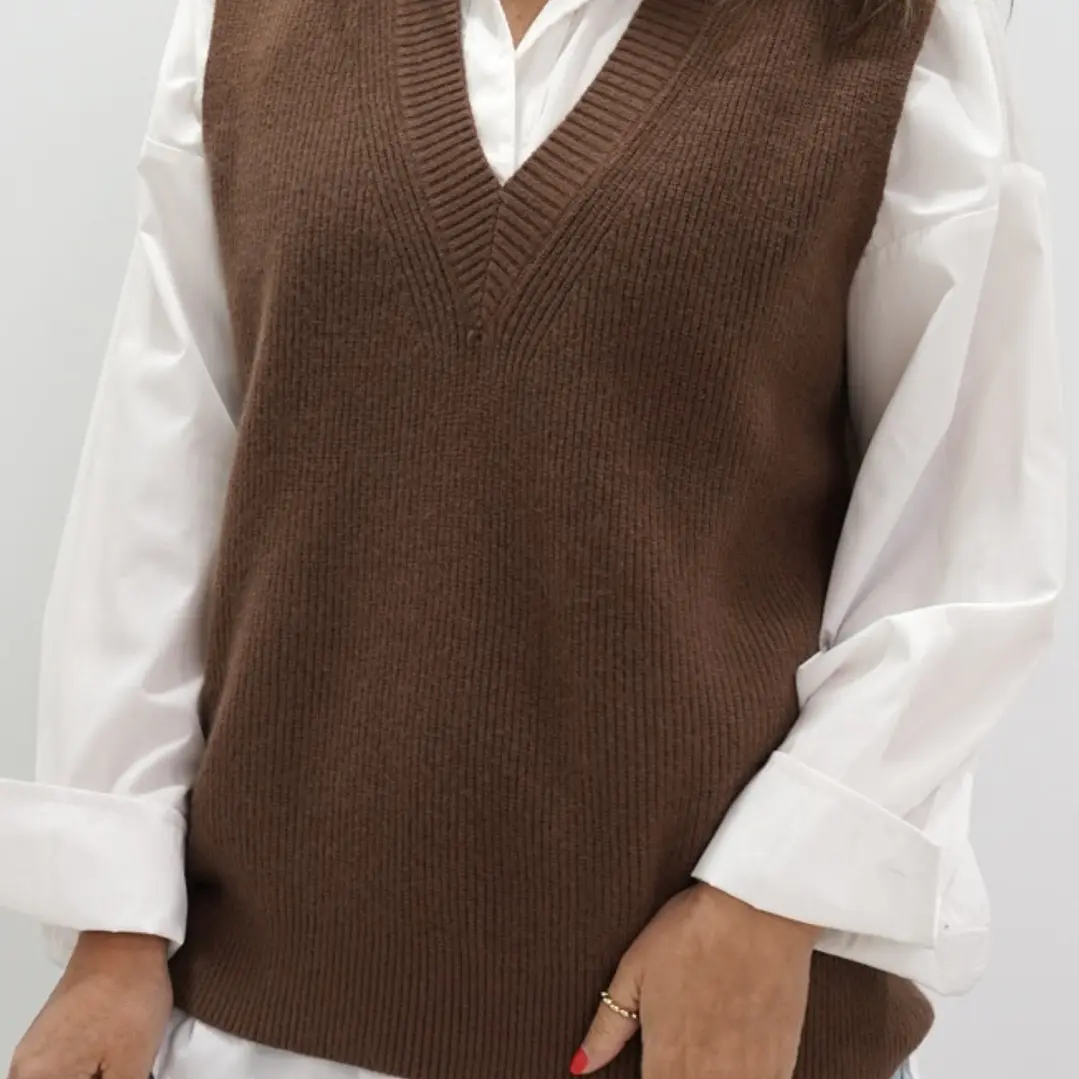 Sweater Clara Chocolate  2