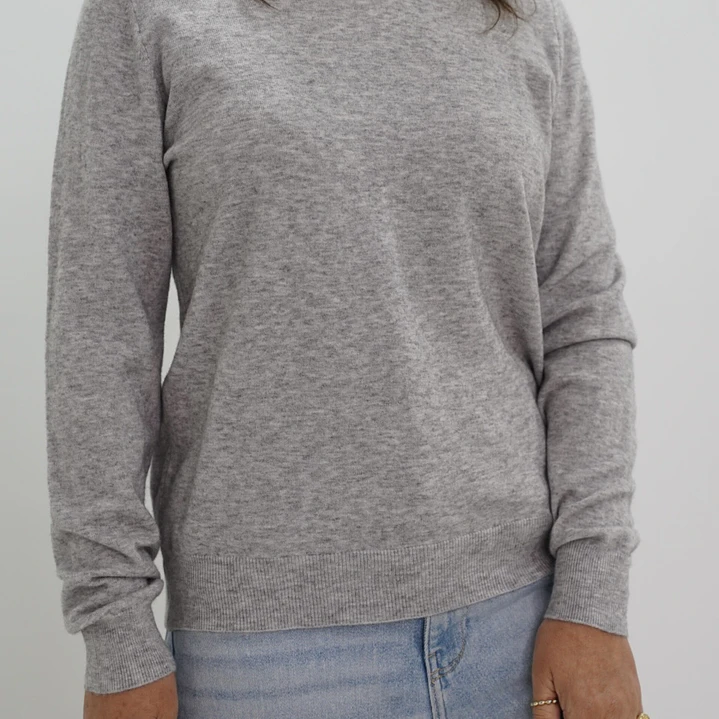 Sweater Belen Gris 2