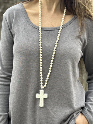 Collar Ema