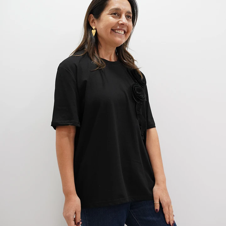 Polera Paz Negra 1